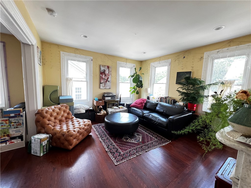 191 Transit Street 2