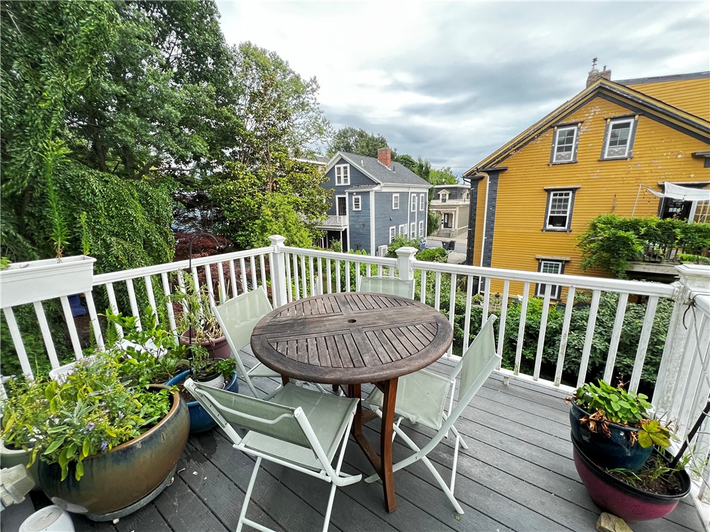 191 Transit Street 2