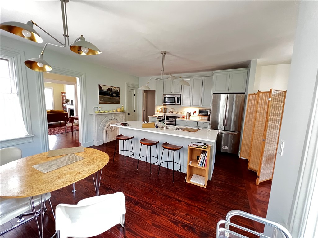 191 Transit Street 2