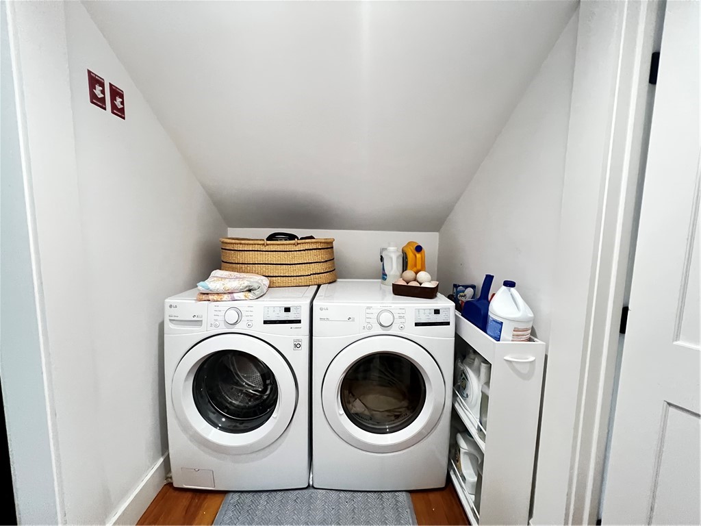 191 Transit Street 2
