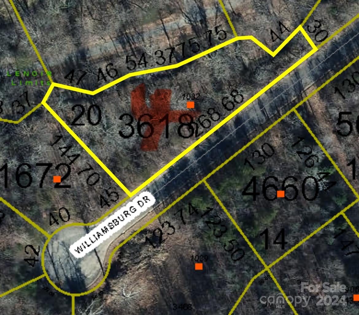 1032 Williamsburg Drive NE