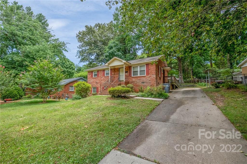 2424 Dora Drive