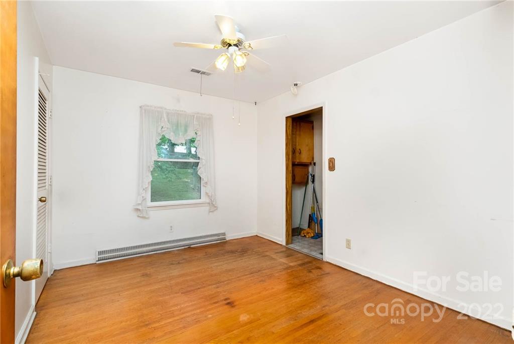 2424 Dora Drive