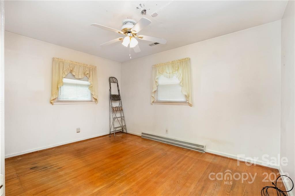 2424 Dora Drive