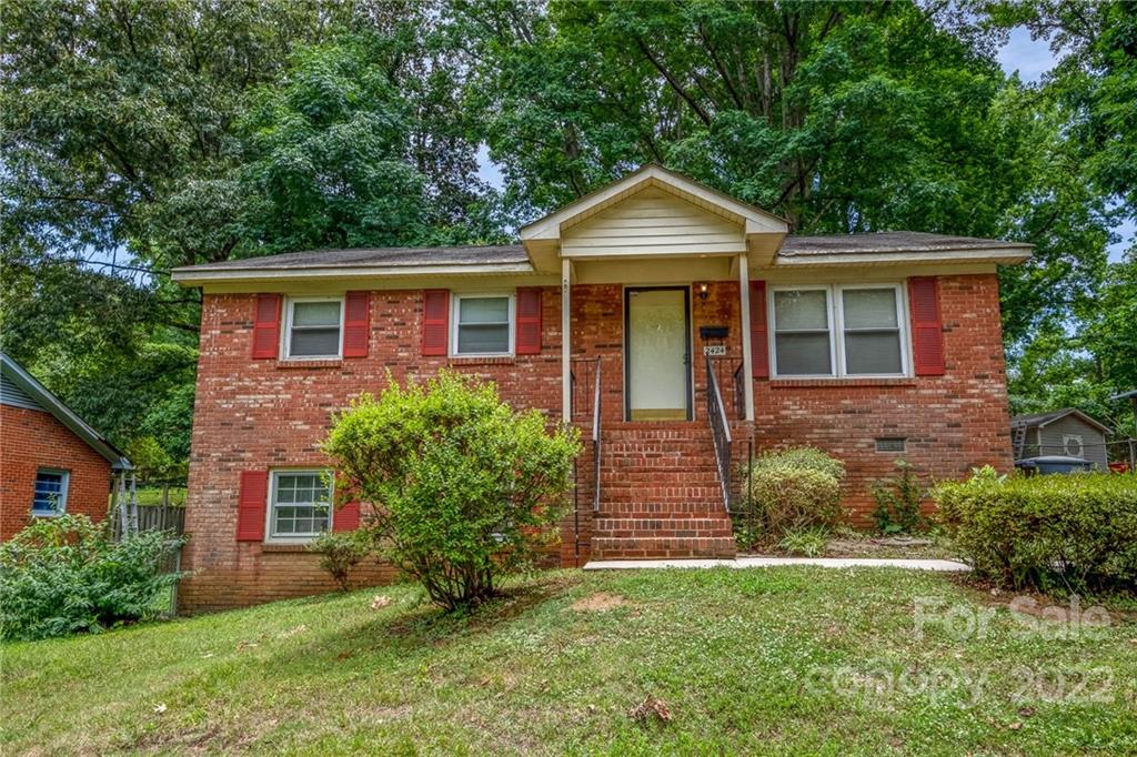 2424 Dora Drive