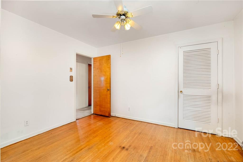 2424 Dora Drive