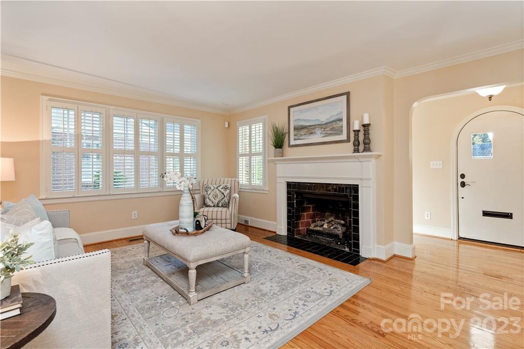 2212 Charlotte Drive