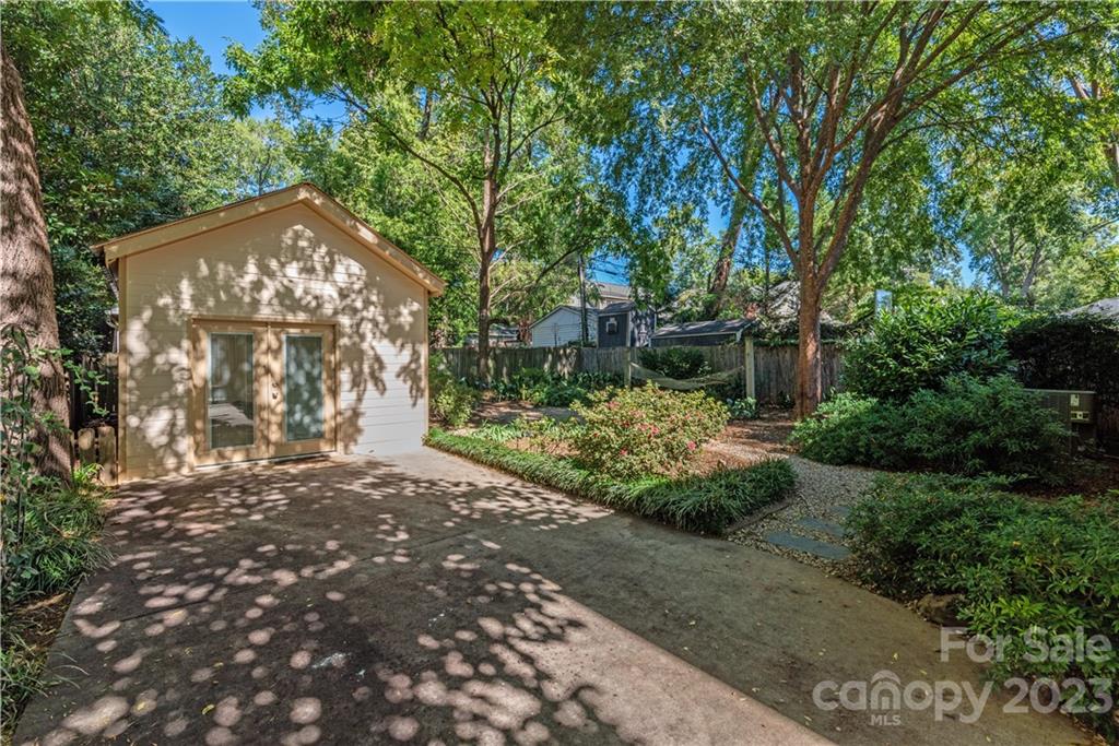 2212 Charlotte Drive