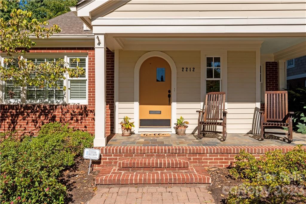 2212 Charlotte Drive