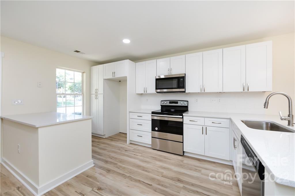 10622 Yellow Rose Lane