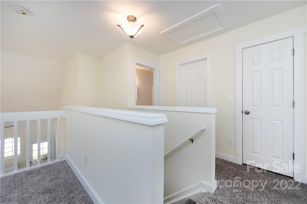 10622 Yellow Rose Lane