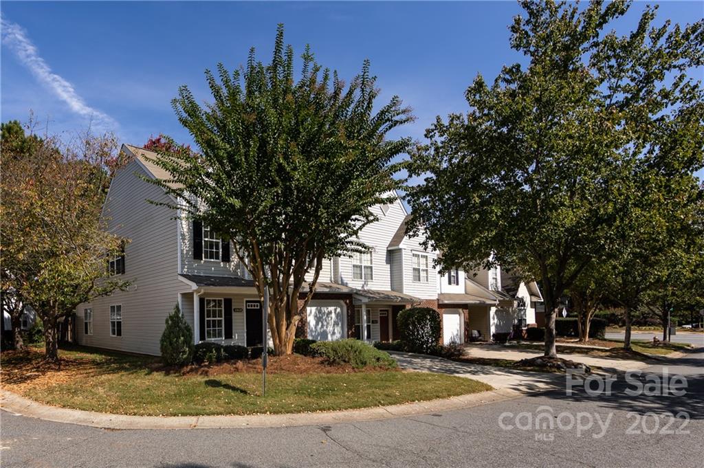 10622 Yellow Rose Lane