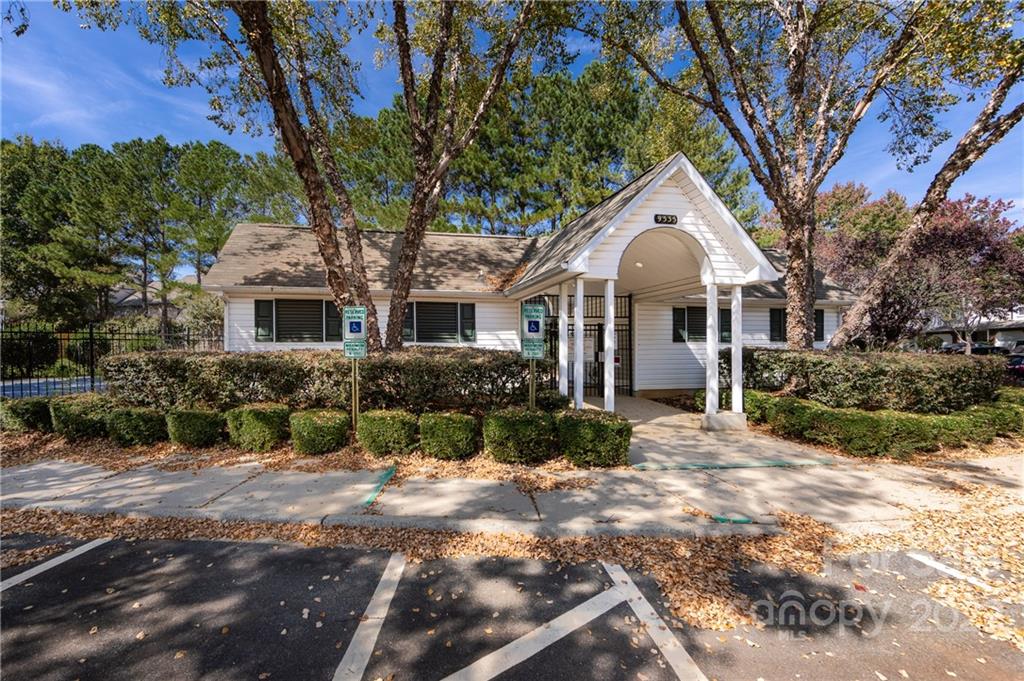 10622 Yellow Rose Lane