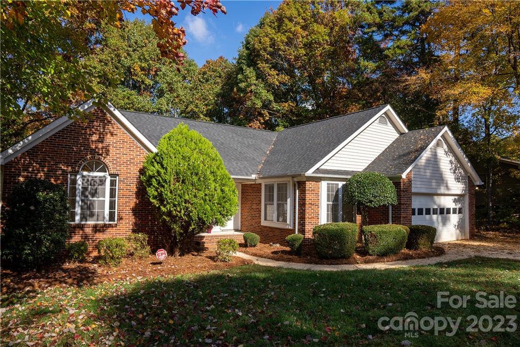 13800 Woody Point Road