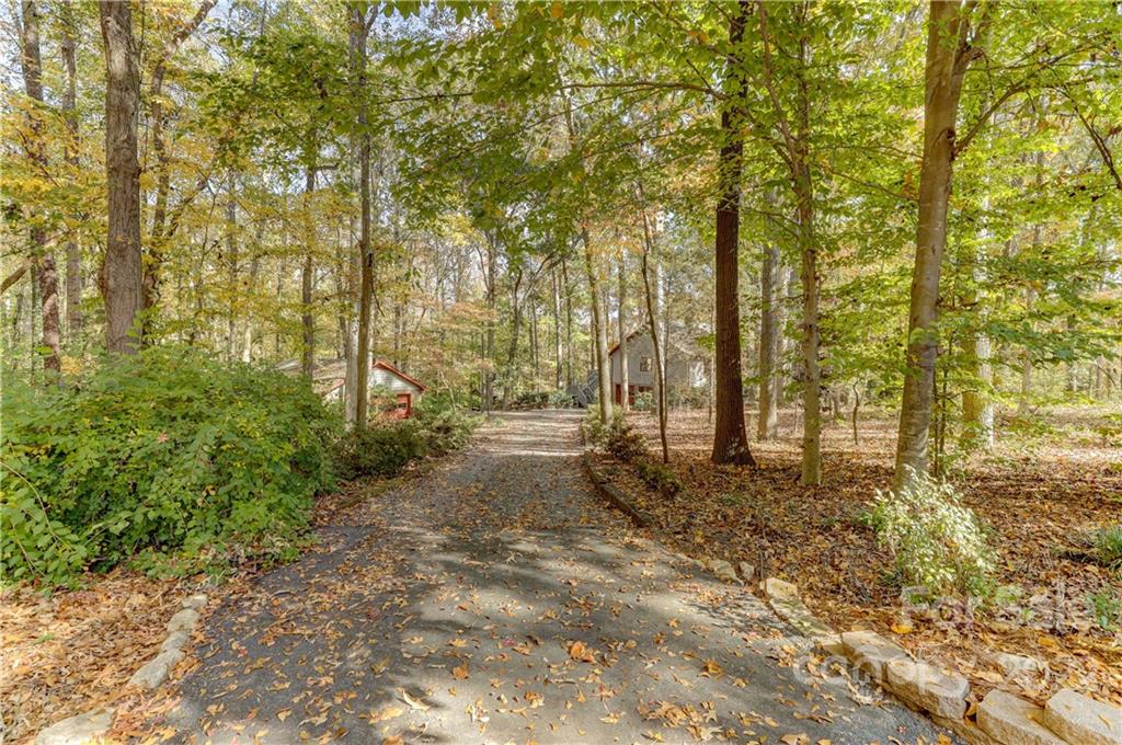 1830 Hazelwood Court