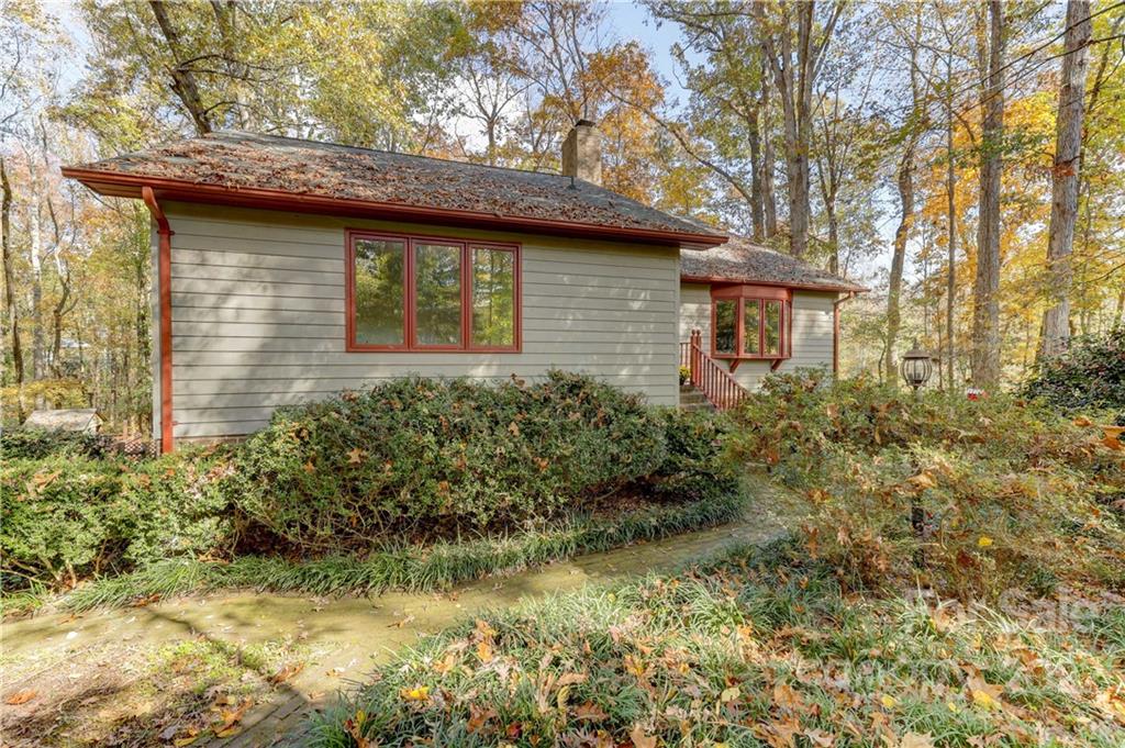 1830 Hazelwood Court