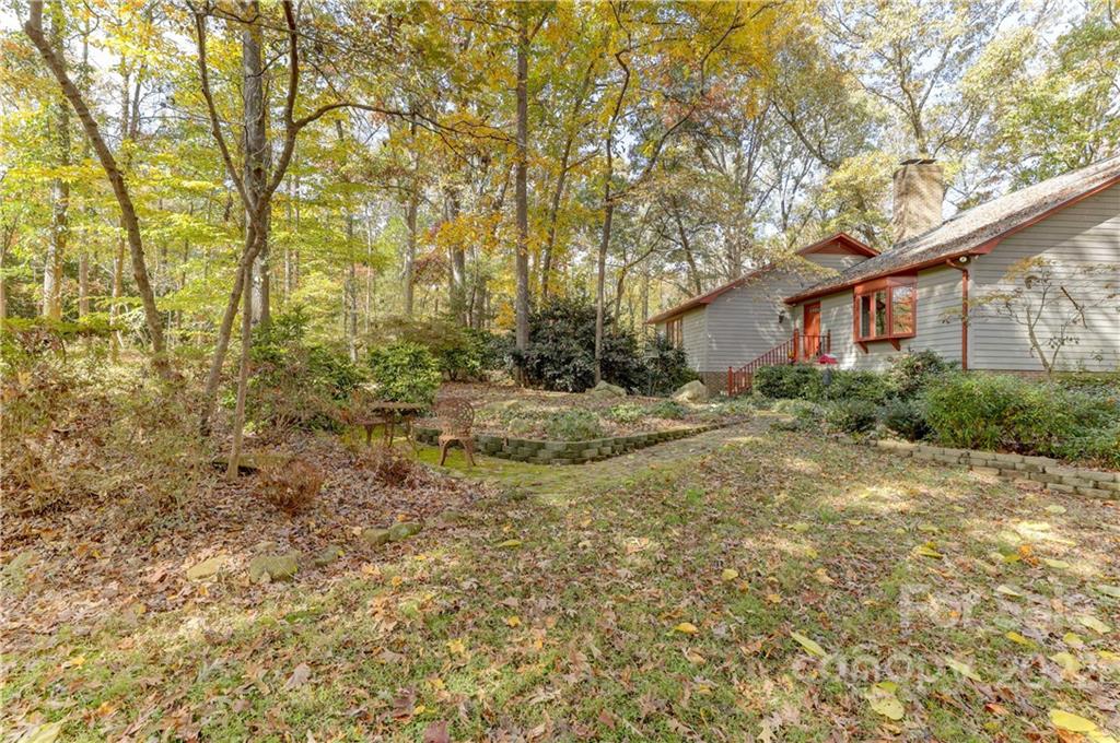 1830 Hazelwood Court