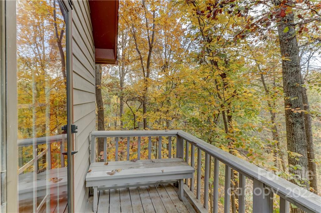 1830 Hazelwood Court