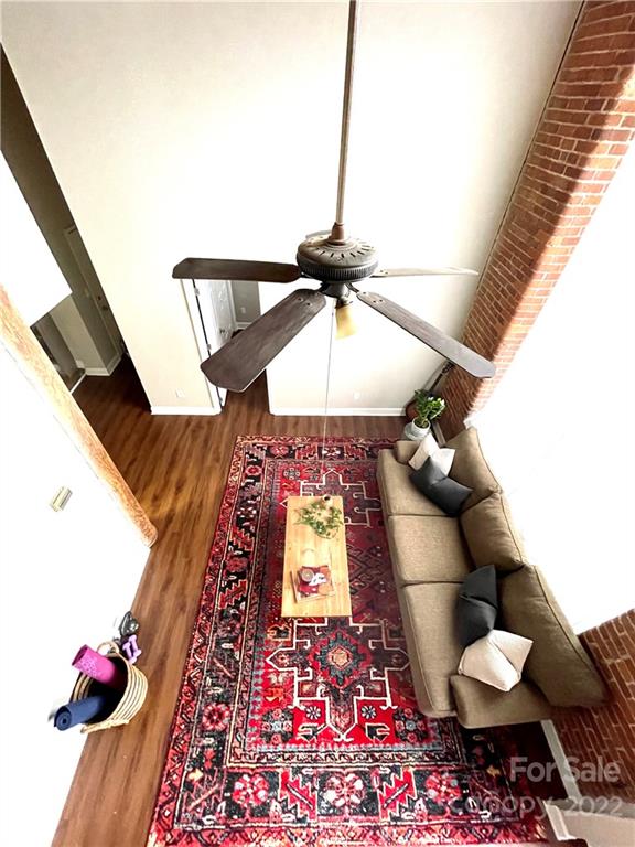 201 S Hoskins Road Unit: 133