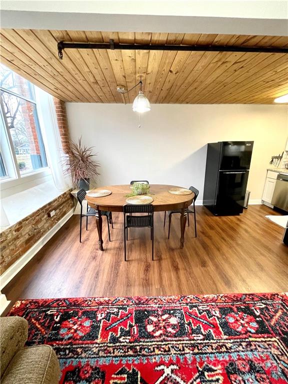 201 S Hoskins Road Unit: 133