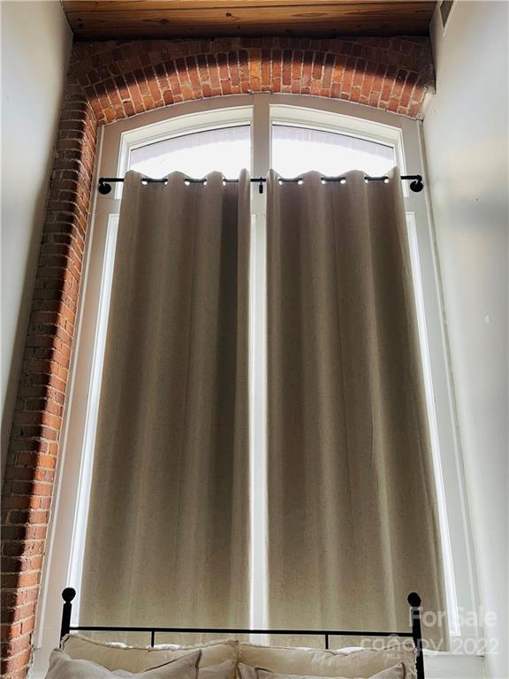 201 S Hoskins Road Unit: 133