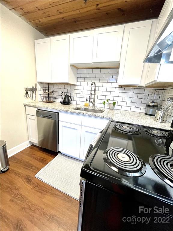 201 S Hoskins Road Unit: 133