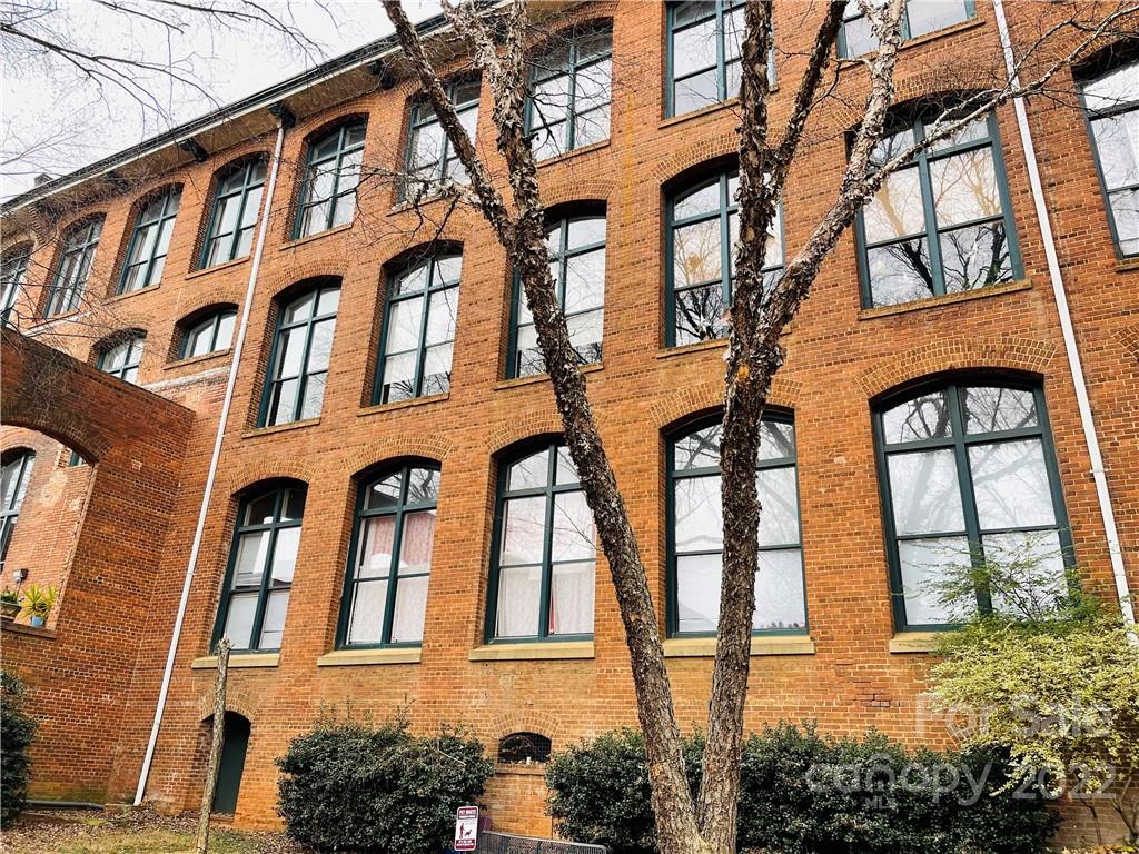 201 S Hoskins Road Unit: 133