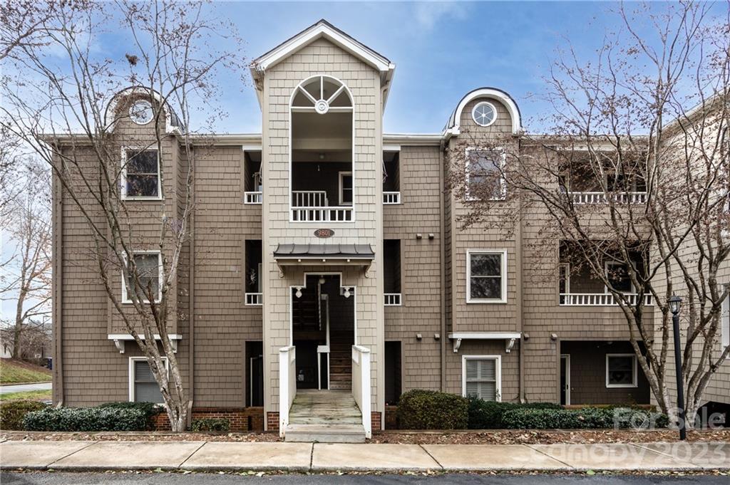 9801 Emerald Point Drive Unit: 11