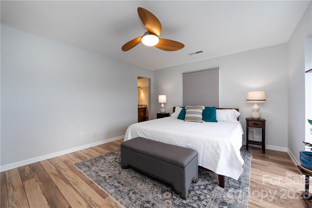 9801 Emerald Point Drive Unit: 11