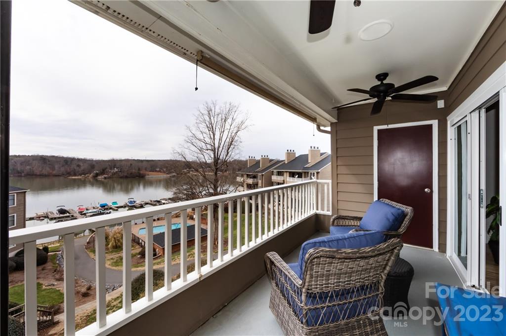 9801 Emerald Point Drive Unit: 11