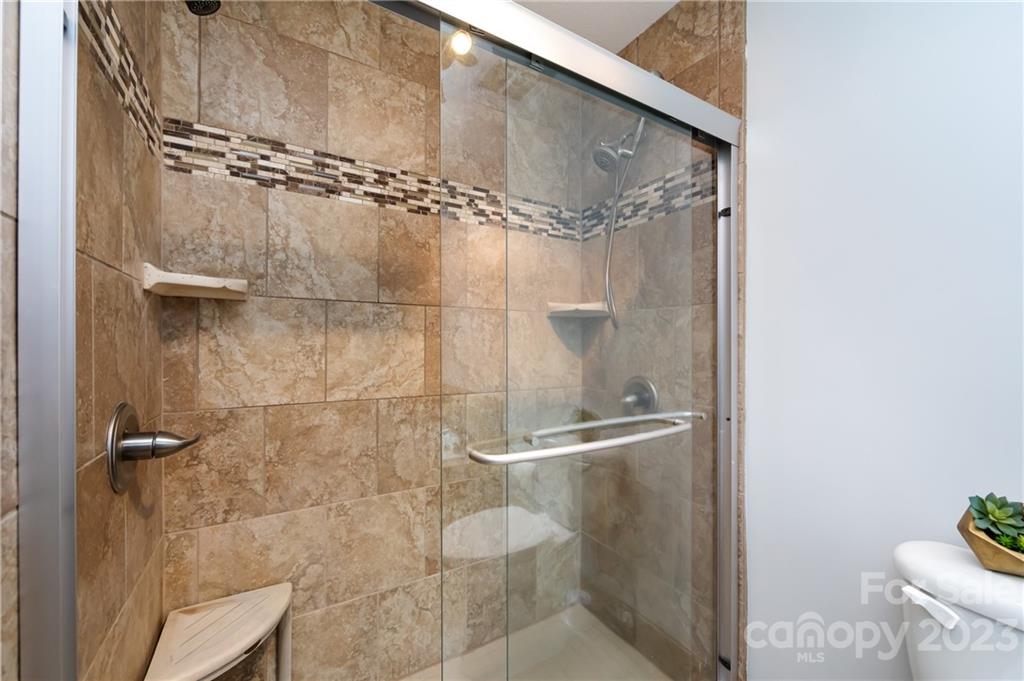 9801 Emerald Point Drive Unit: 11