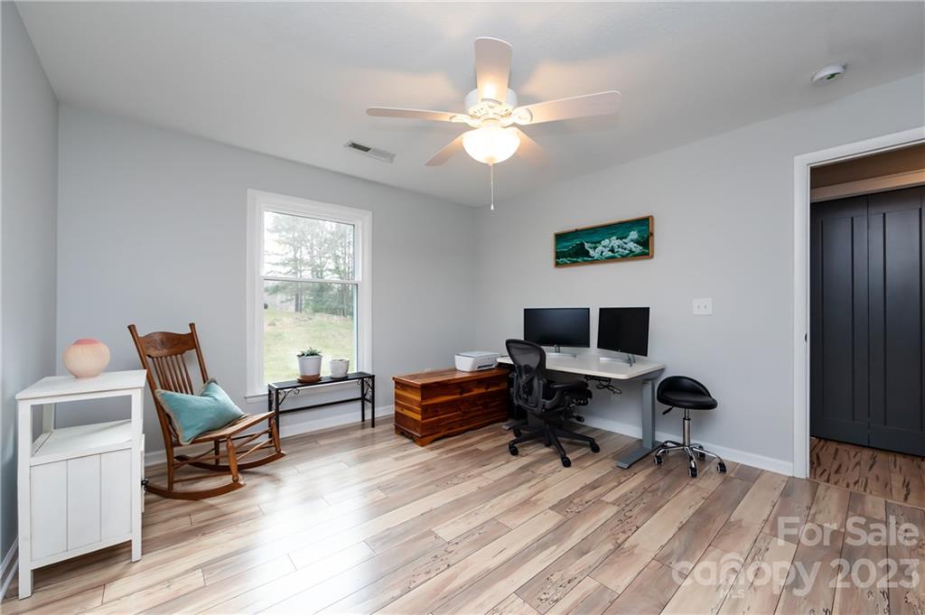 9801 Emerald Point Drive Unit: 11