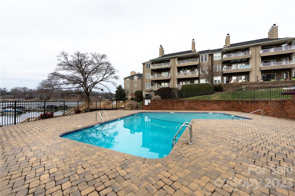 9801 Emerald Point Drive Unit: 11