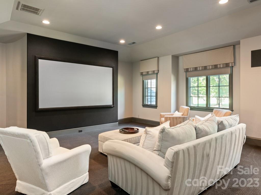 8706 Southshore Drive