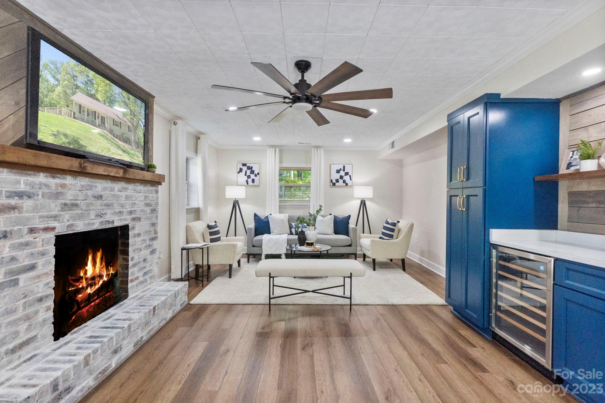 6742 Lancer Drive