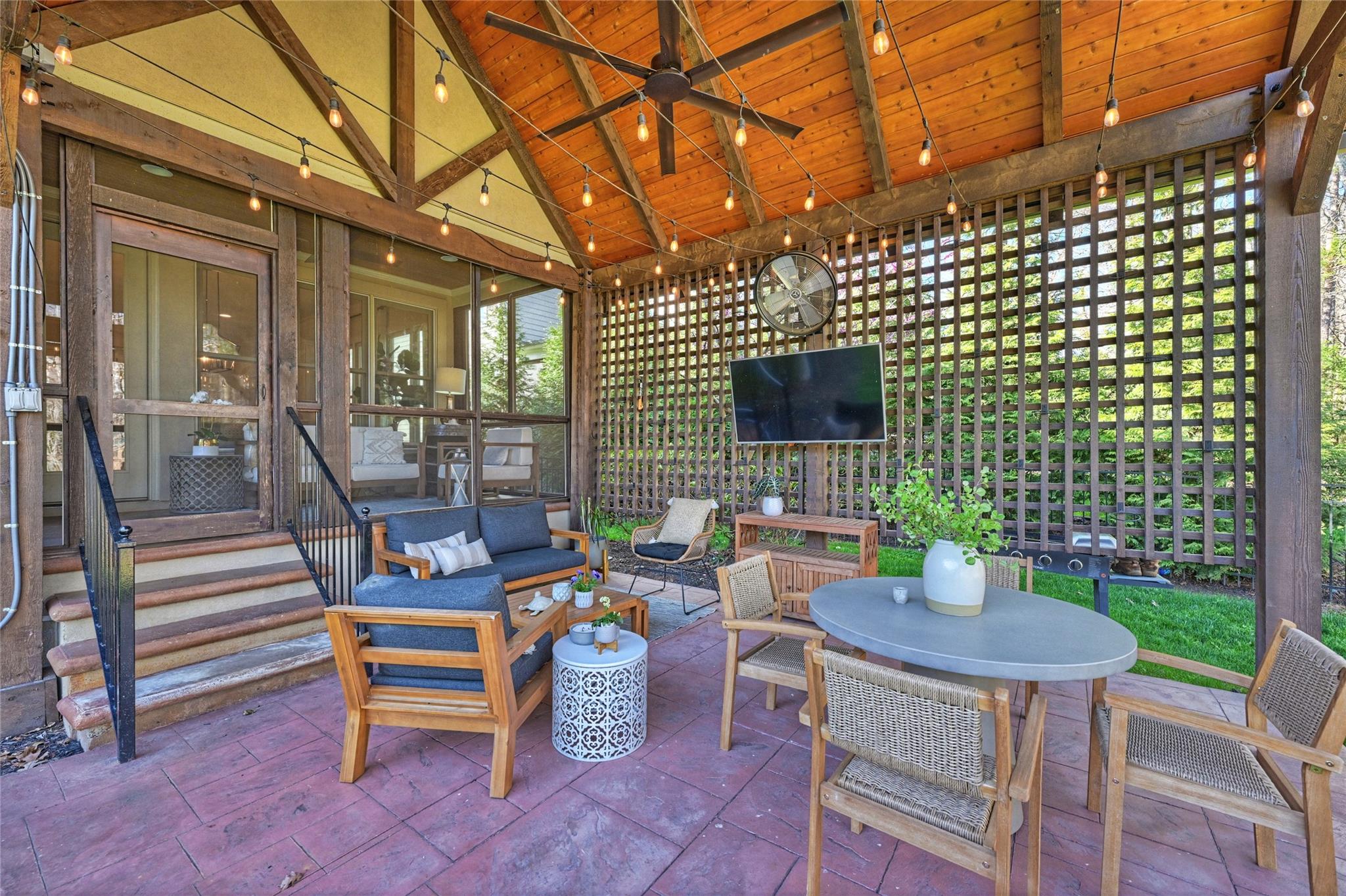 9823 Genevieve Court
