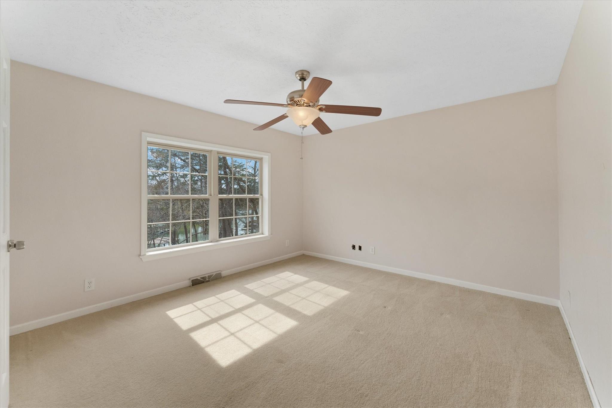 192 Seekirk Drive
