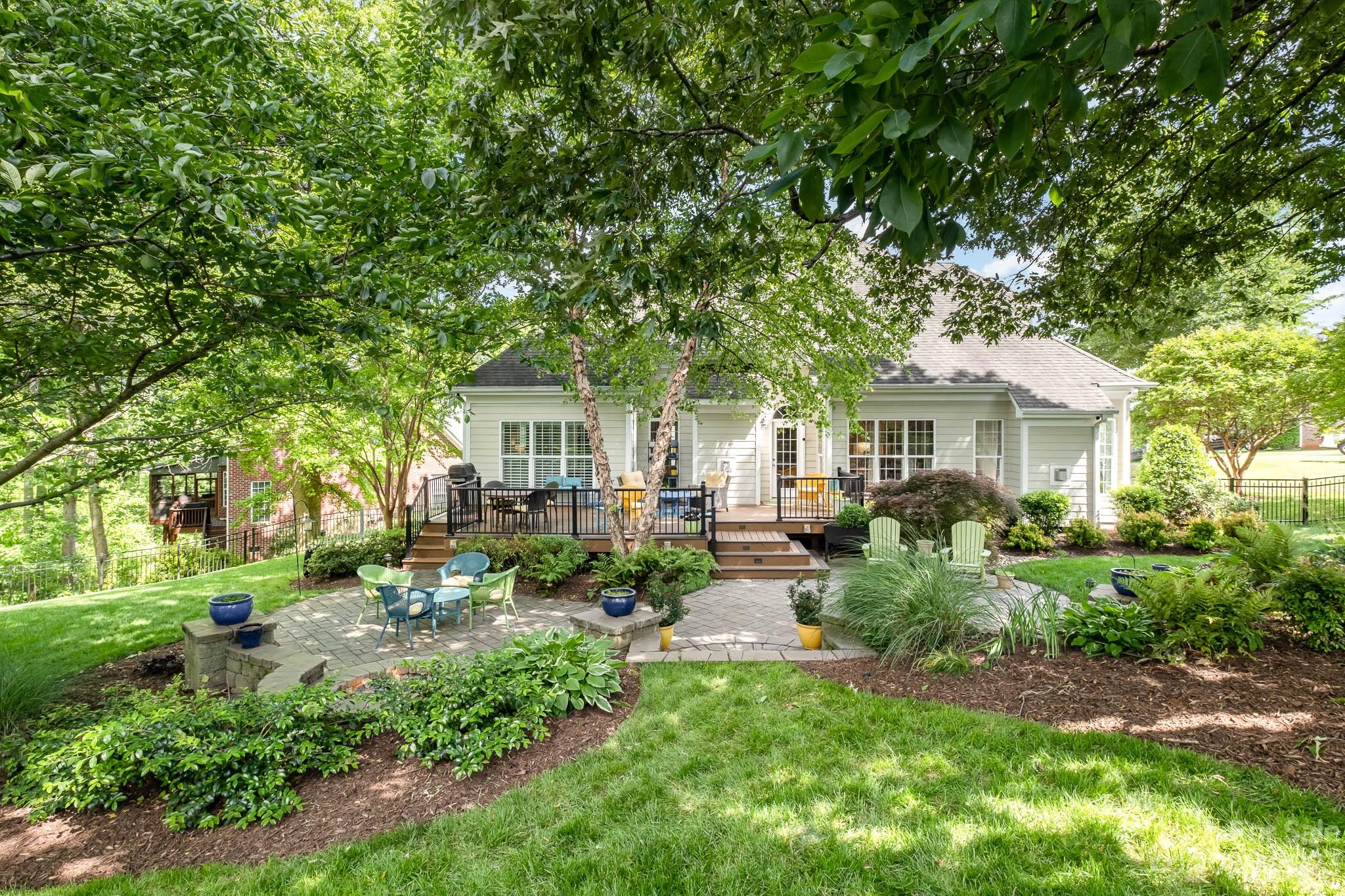 3283 Bannock Drive