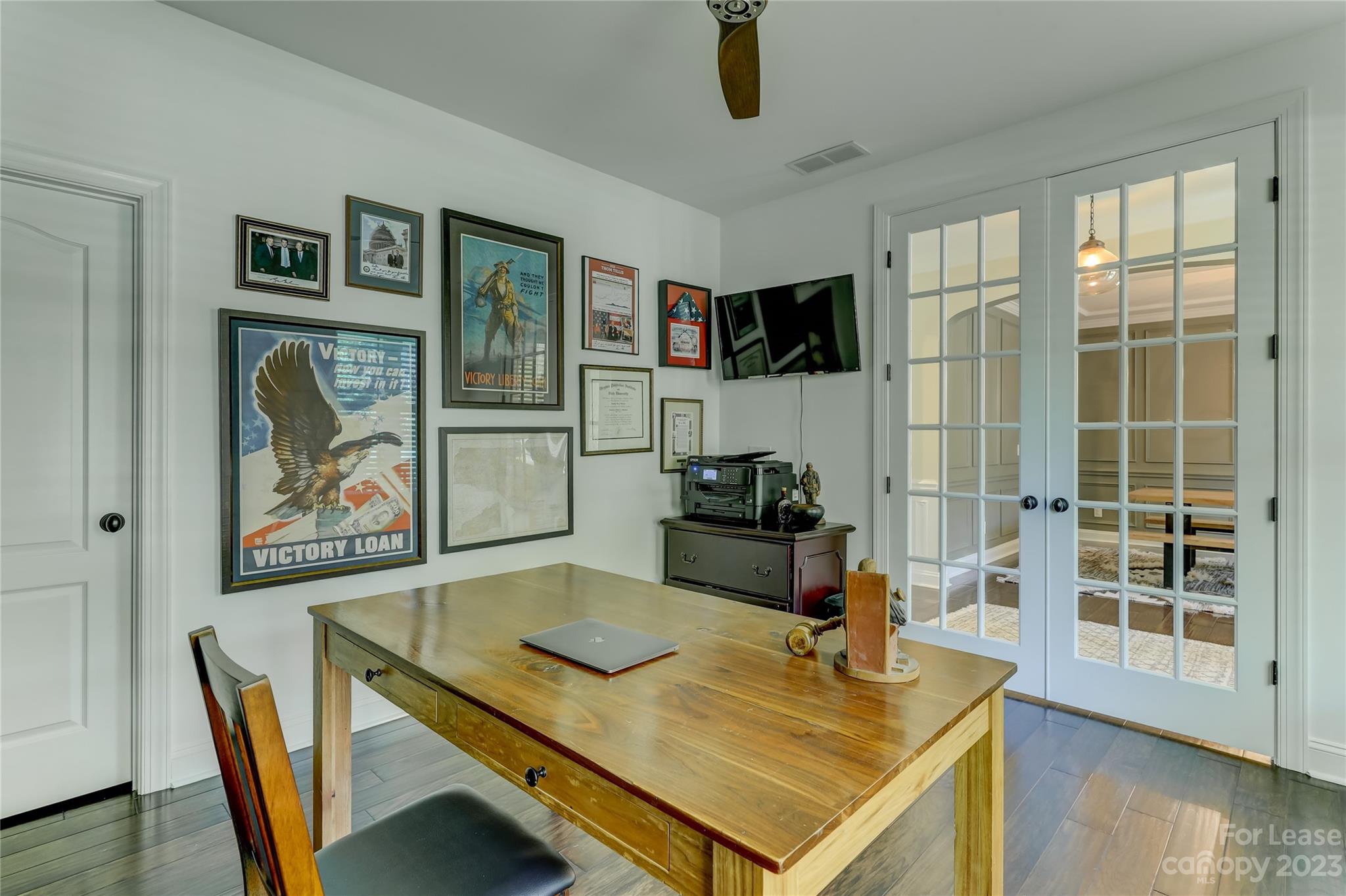 2424 Island Lake Drive