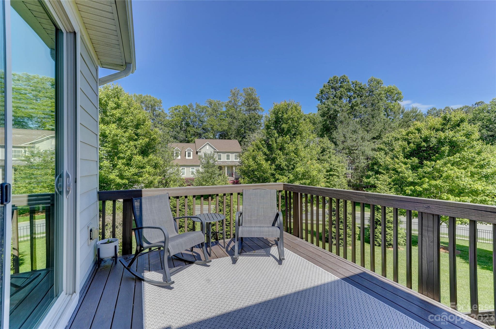 2424 Island Lake Drive