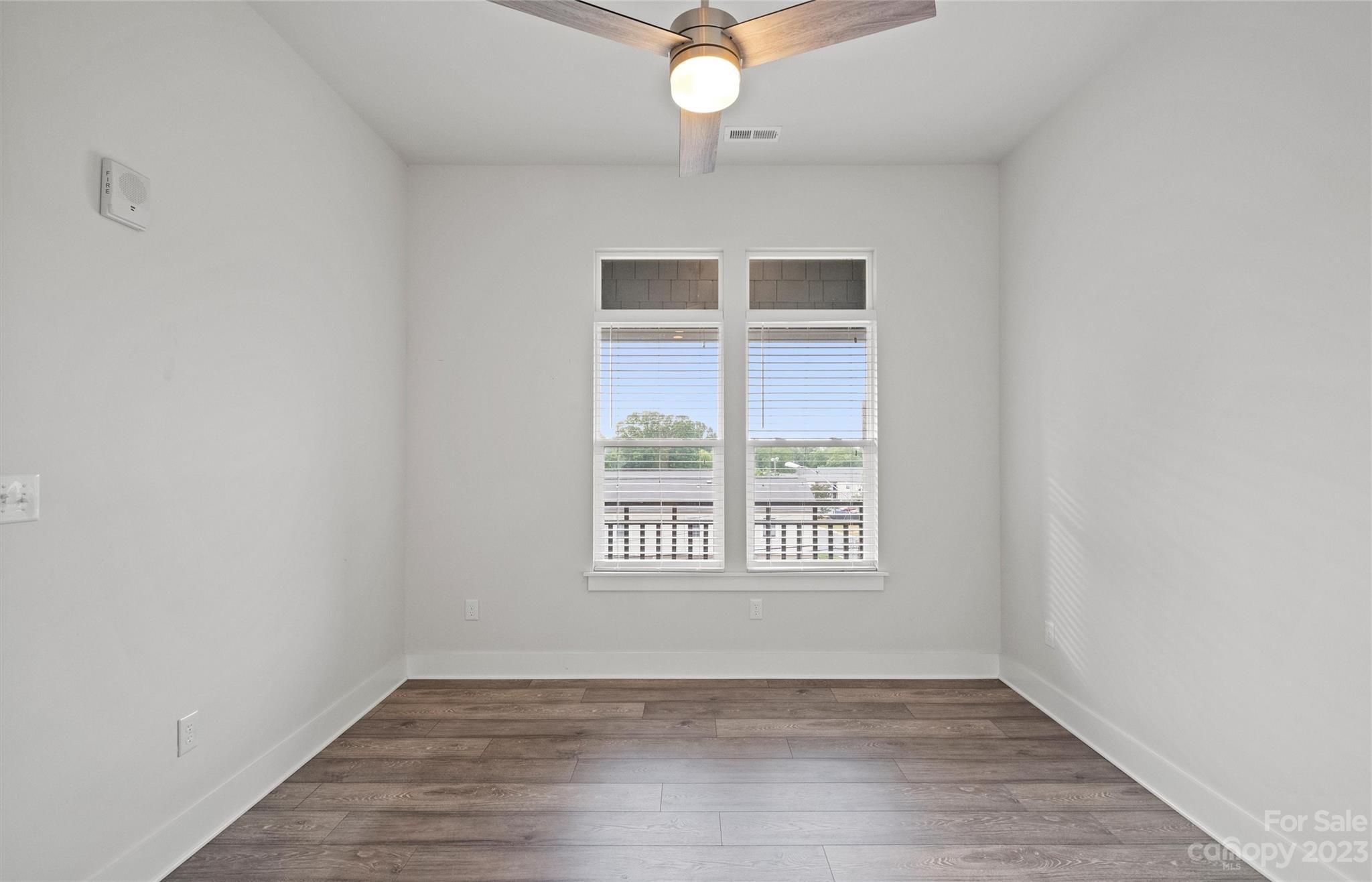 935 Mcalway Road Unit: 304