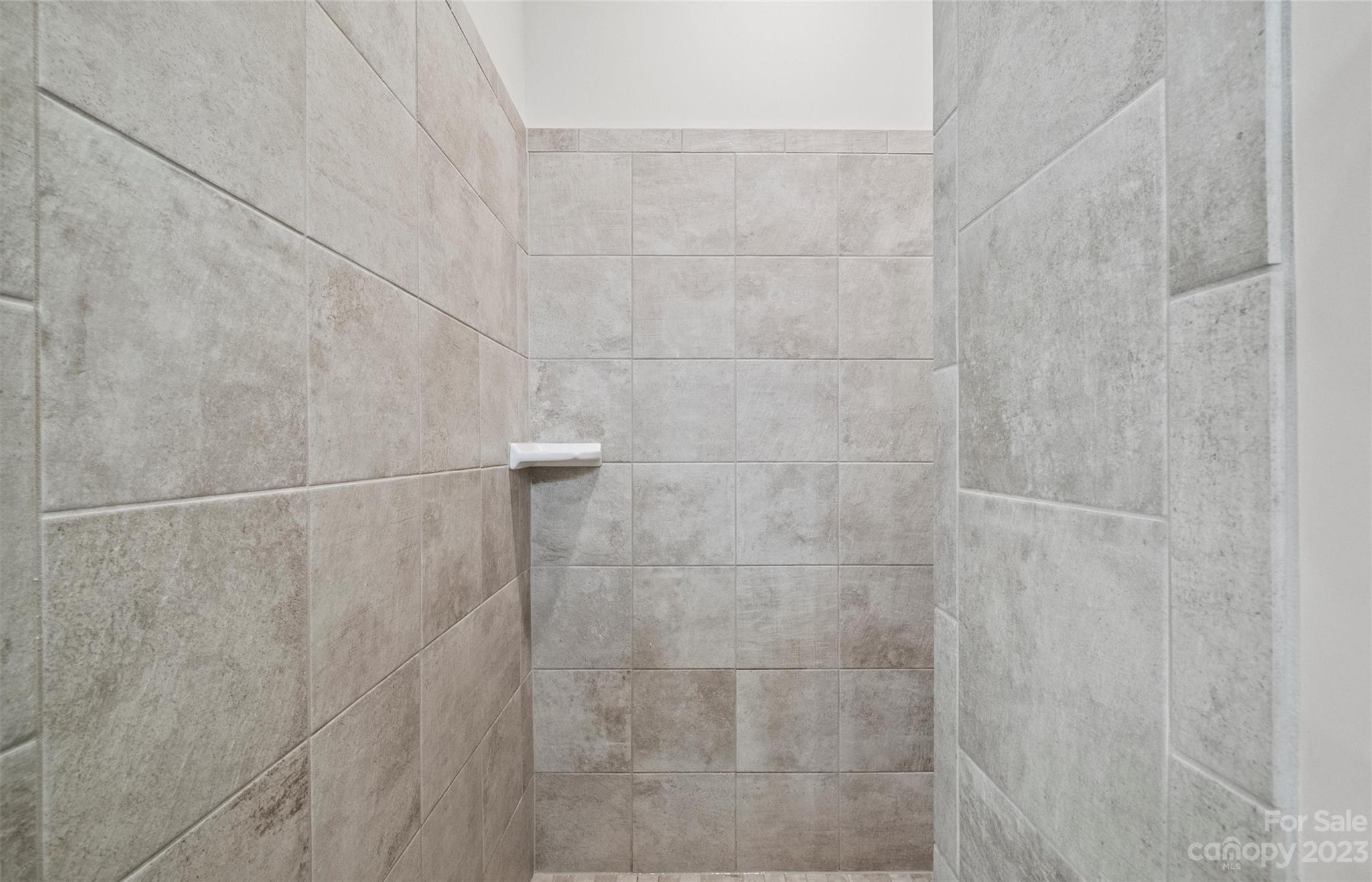 935 Mcalway Road Unit: 304