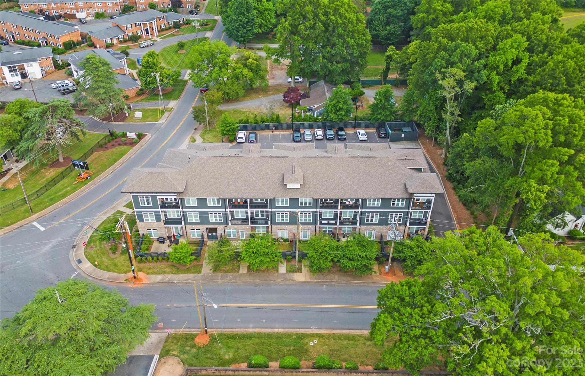 935 Mcalway Road Unit: 304