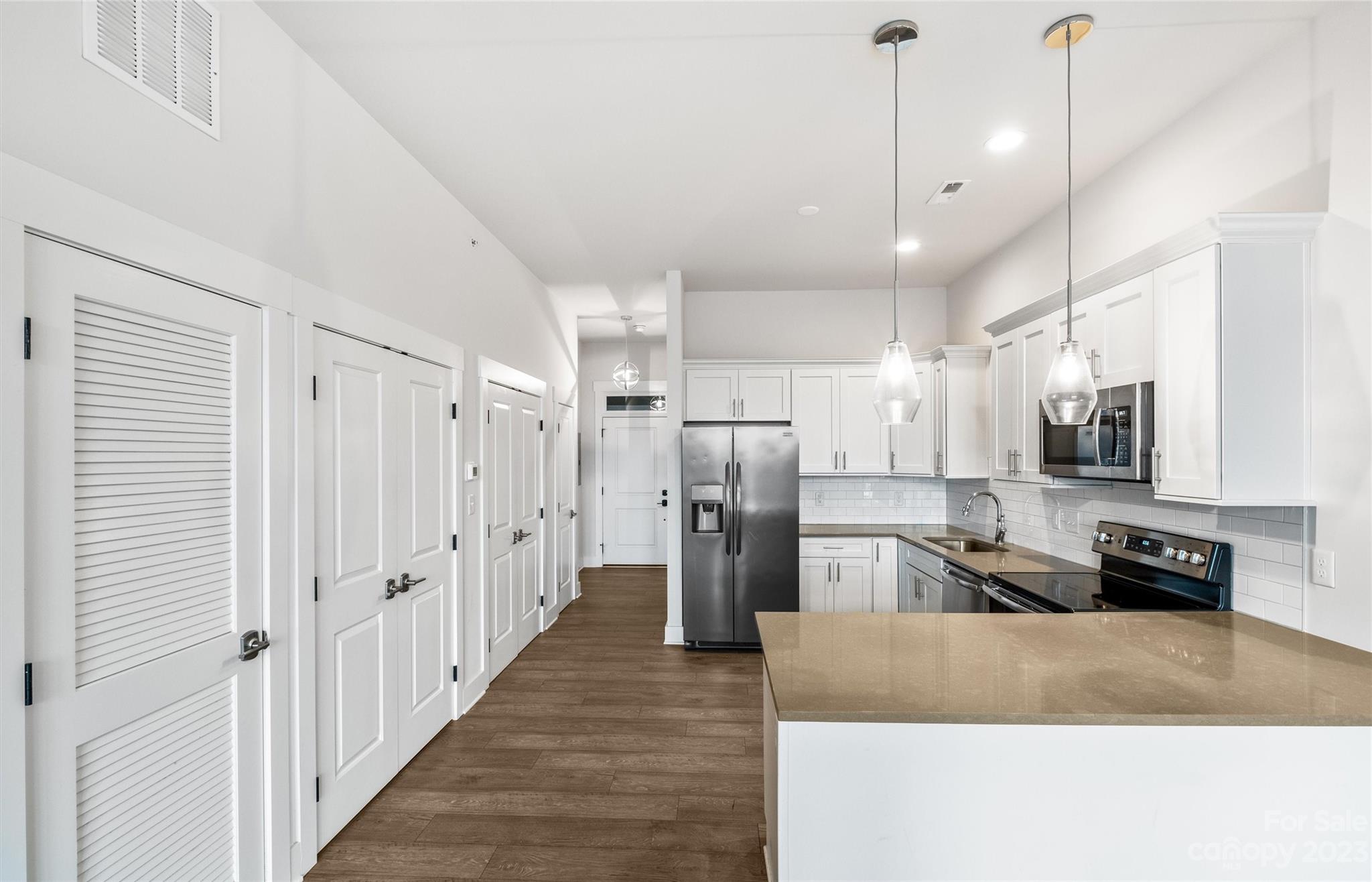 935 Mcalway Road Unit: 304