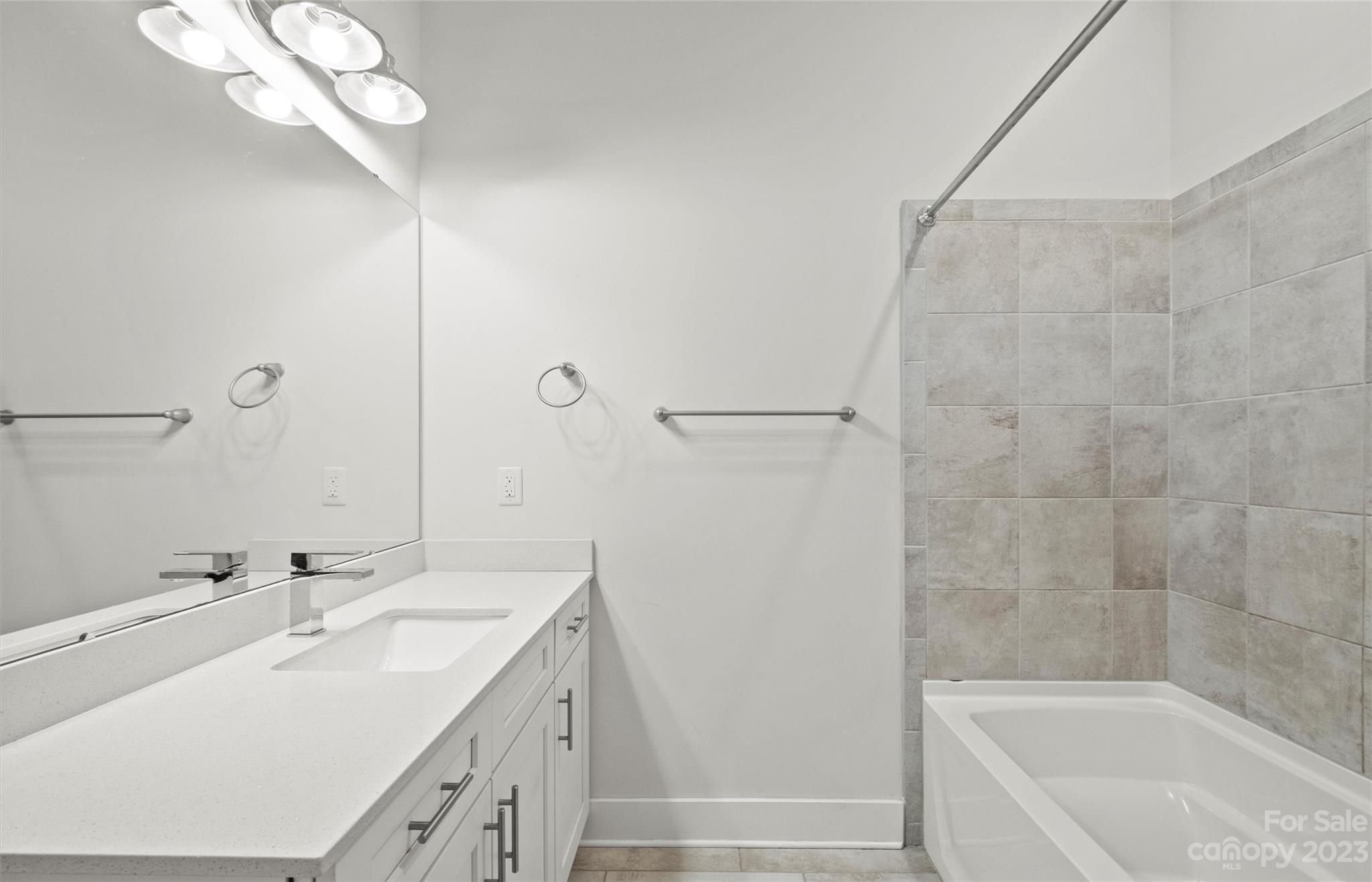 935 Mcalway Road Unit: 304
