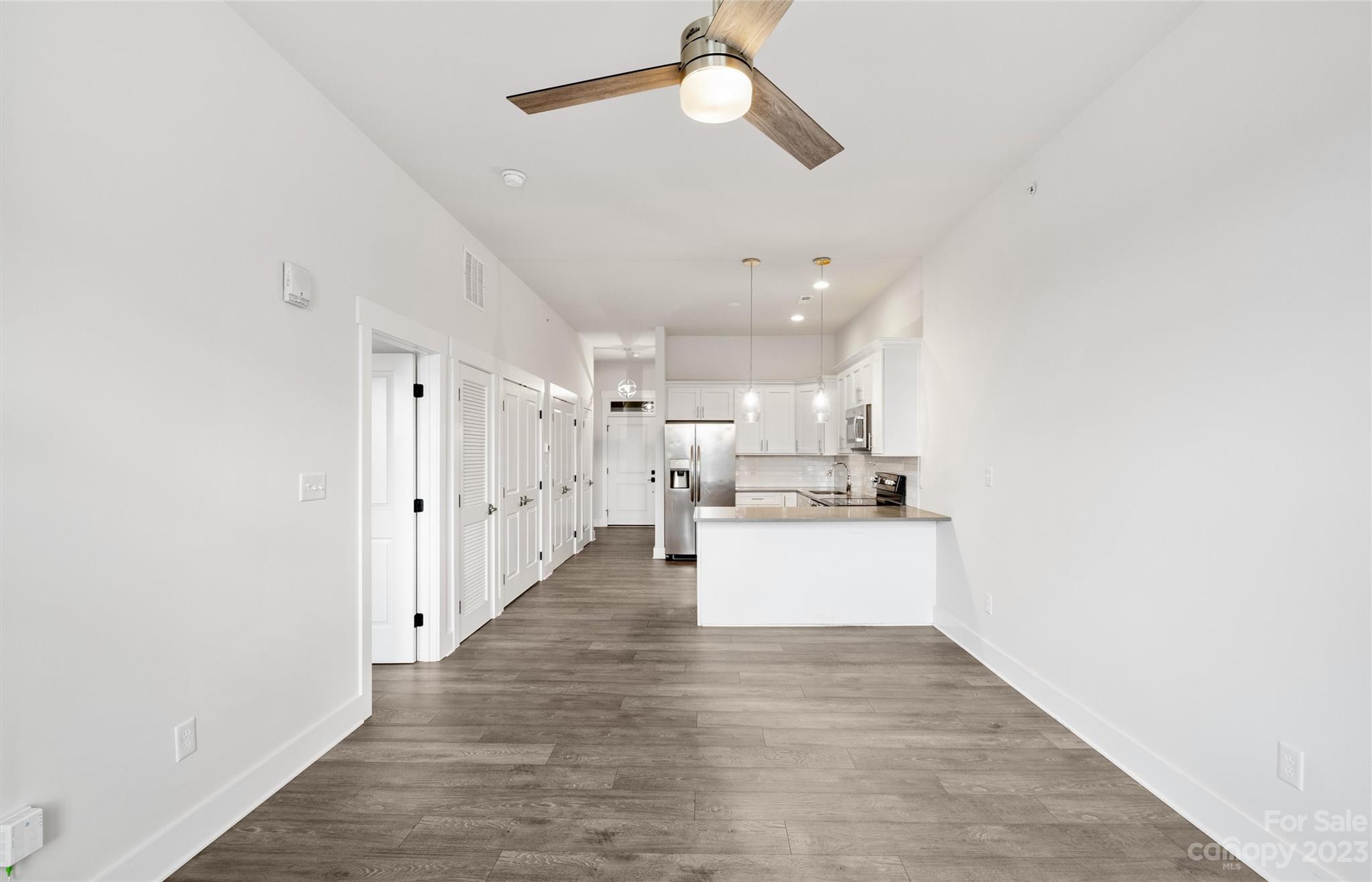 935 Mcalway Road Unit: 304