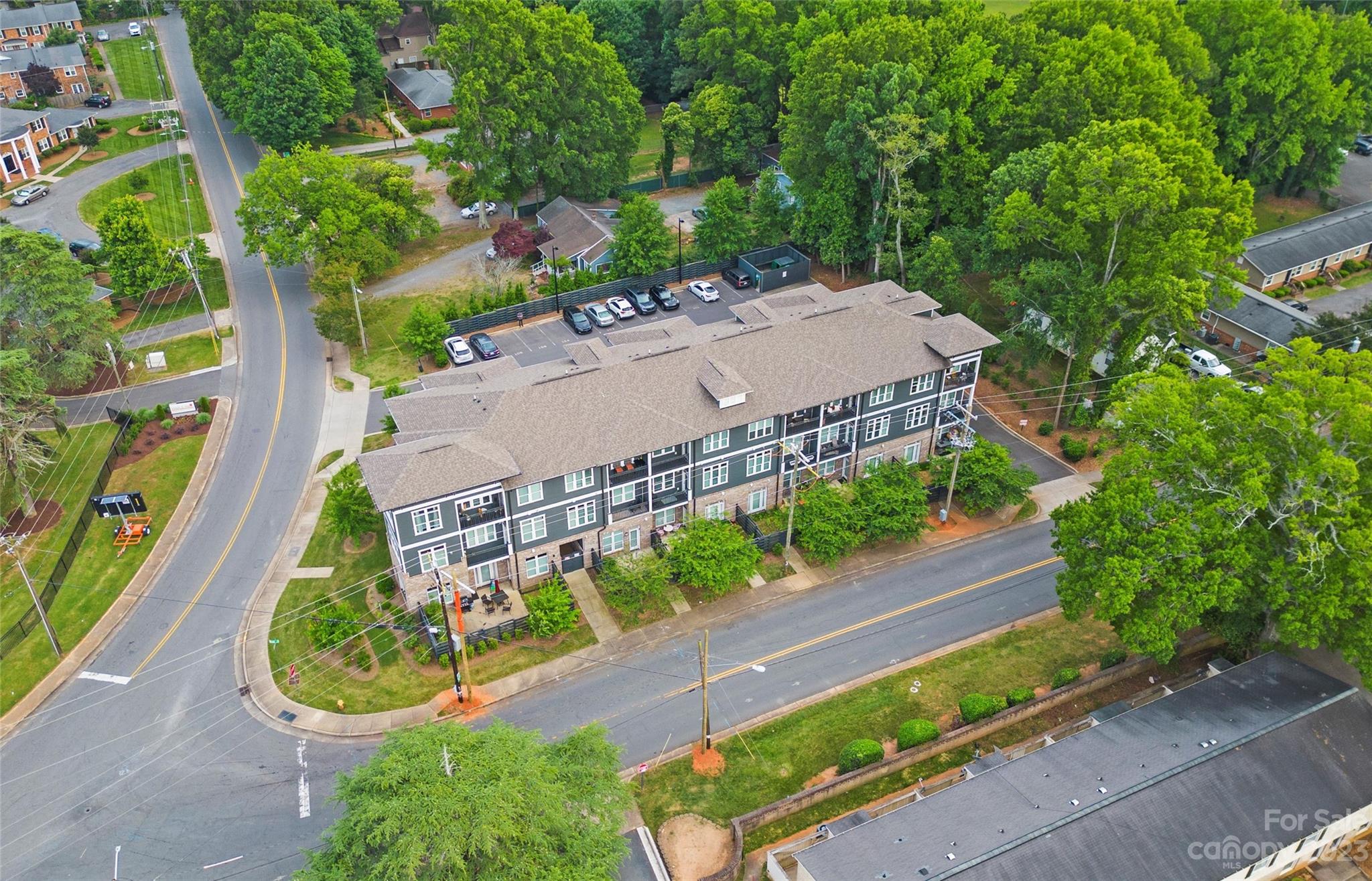 935 Mcalway Road Unit: 304