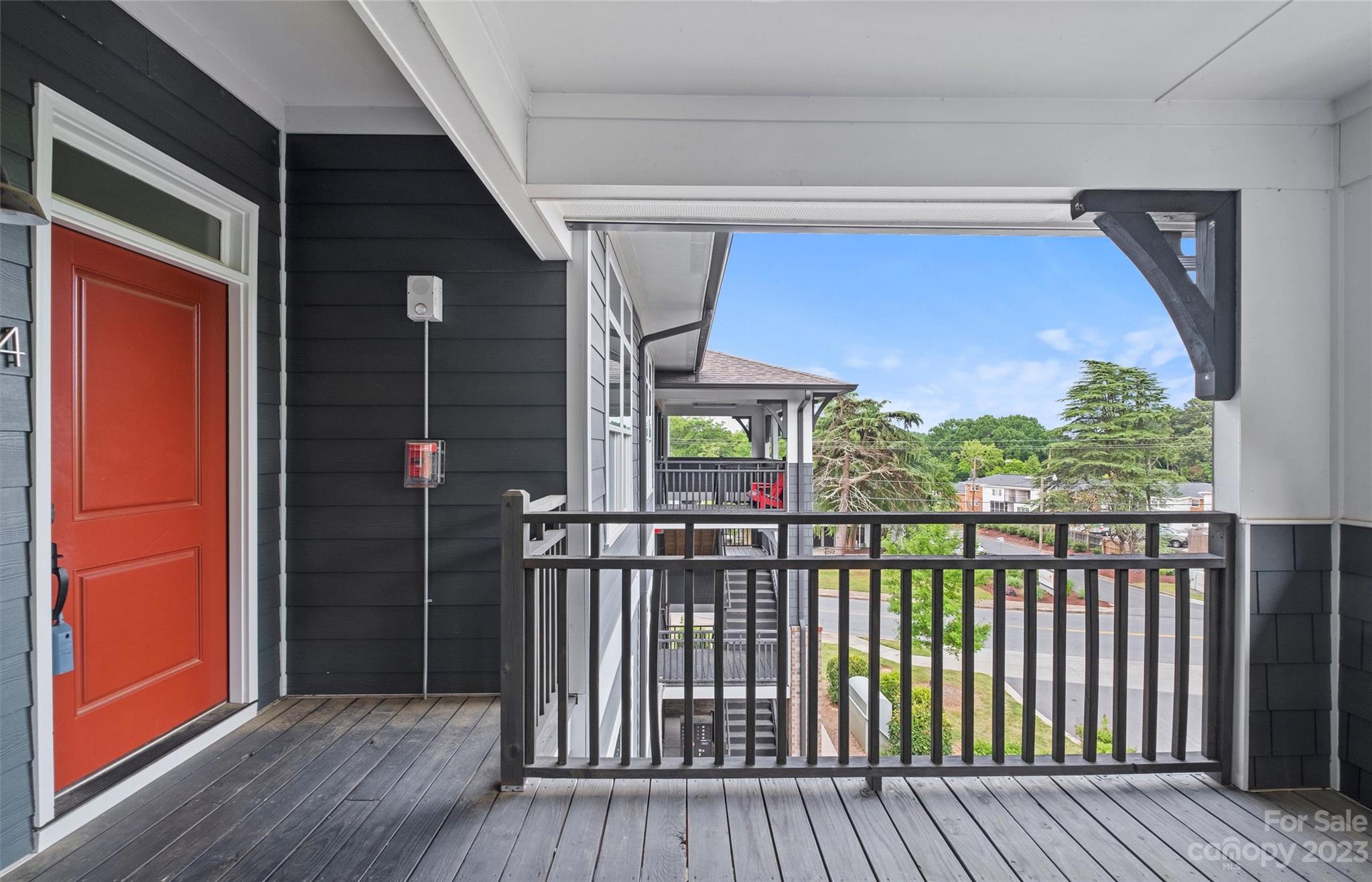 935 Mcalway Road Unit: 304