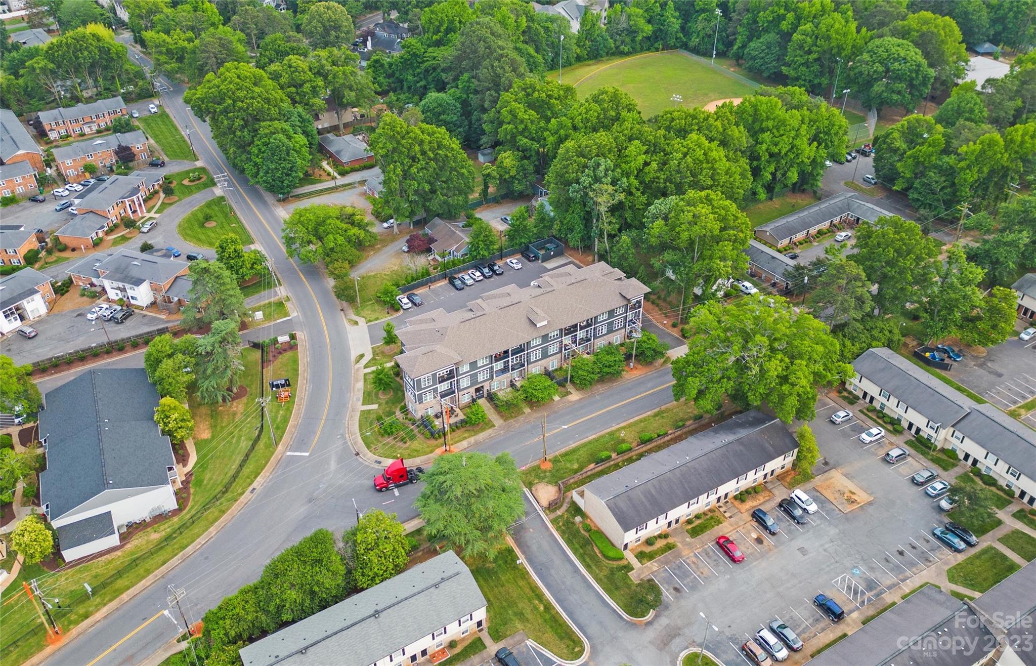 935 Mcalway Road Unit: 304