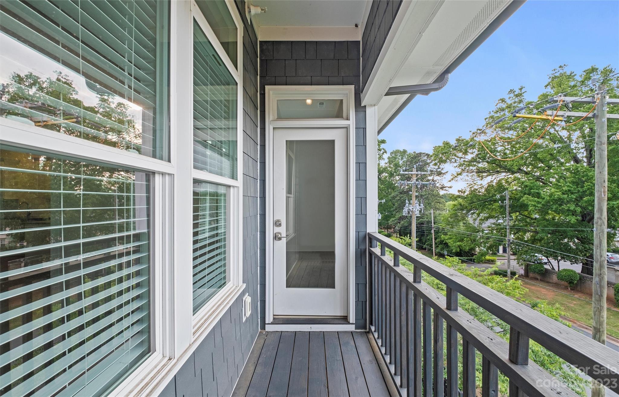 935 Mcalway Road Unit: 304